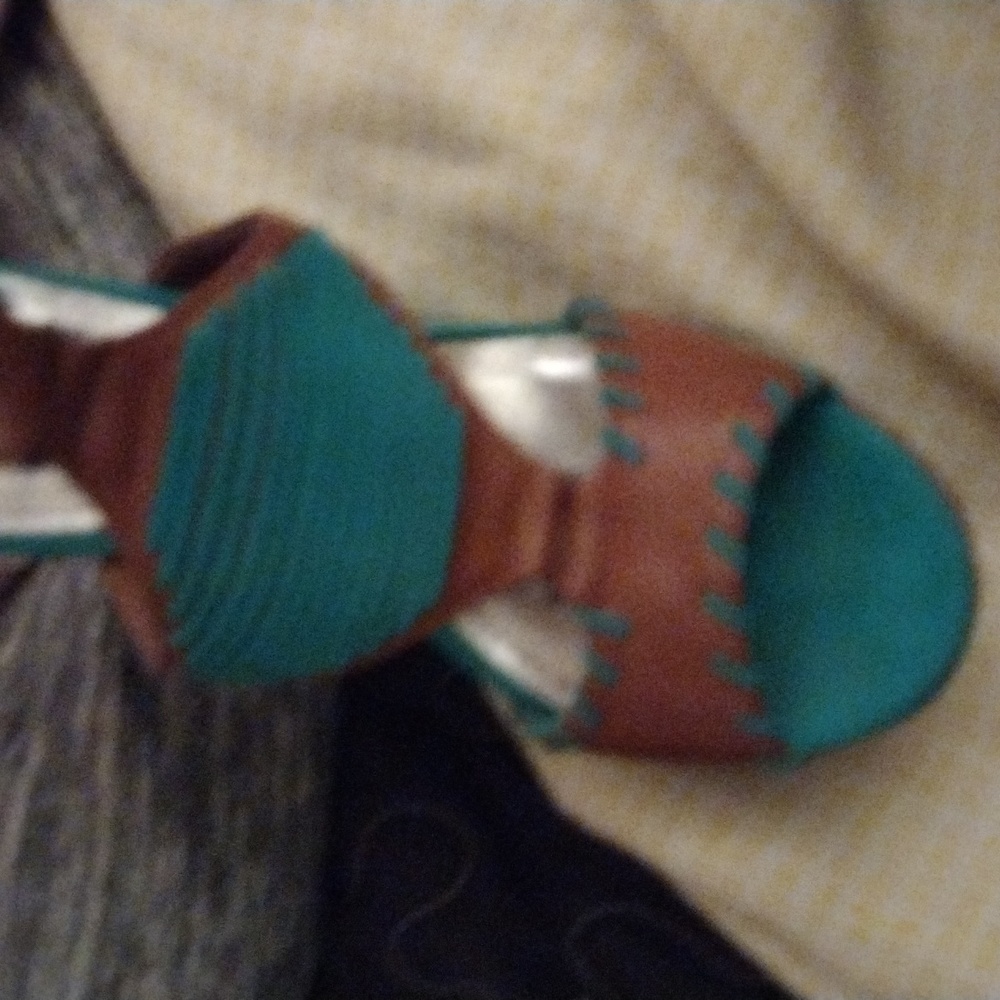 High heels - Picture 2 of 3